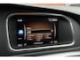 Volvo V40 Cross Country T3 Luxury | Trekhaak | Panoramadak | Extra getint glas | Dealeronderhouden | Elektrische stoelen met geheugenfunctie | Parkeerverwarming met timer | Verwarmde achterbank | Full led koplampen | All-season banden | Volvo Guard Alarm