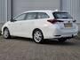 Toyota Auris Touring Sports 1.8 Hybrid Aspiration / Achteruitrijcamera / Trekhaak / All Season Banden / Navigatie / Lichtmetalen Velgen / Cruise Control / Climate Control /