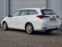 Toyota Auris Touring Sports 1.8 Hybrid Aspiration / Achteruitrijcamera / Trekhaak / All Season Banden / Navigatie / Lichtmetalen Velgen / Cruise Control / Climate Control /