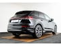 Audi Q4 e-tron 40 S edition 77 kWh Trekhaak - Panoramadak - Parkeerhulp voor/achter - Stoelverwarming - Audi sound system - Sportstoelen - Lichtpakket - Privacy glas - Verwarmbare voorruit - Optiekpakket zwart -