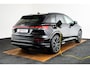 Audi Q4 e-tron 40 S edition 77 kWh Trekhaak - Panoramadak - Parkeerhulp voor/achter - Stoelverwarming - Audi sound system - Sportstoelen - Lichtpakket - Privacy glas - Verwarmbare voorruit - Optiekpakket zwart -
