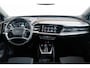 Audi Q4 e-tron 40 S edition 77 kWh Trekhaak - Panoramadak - Parkeerhulp voor/achter - Stoelverwarming - Audi sound system - Sportstoelen - Lichtpakket - Privacy glas - Verwarmbare voorruit - Optiekpakket zwart -