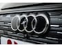 Audi Q4 e-tron 40 S edition 77 kWh Trekhaak - Panoramadak - Parkeerhulp voor/achter - Stoelverwarming - Audi sound system - Sportstoelen - Lichtpakket - Privacy glas - Verwarmbare voorruit - Optiekpakket zwart -