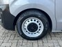 Citroën Jumpy 1.5 BleuHDi XL Marge BTW en BPM vrij!! Airco Cruise controle Trekhaak 2500kg Navigatiesysteem Personenvervoer 8-Persoons Parkeerhulp achter Apple carplay 1e eigenaar Euro 6 Bpm en Btw vrij voor particulier