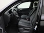 Volkswagen Tiguan 1.5TSI/150PK R-Line Black Style DSG Navigatie · Apple Carplay/Android Auto · Camera + Parkeersensoren · Garantie t/m 17-02-2026 of 80000km.