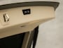 BMW 3-Serie Touring 318i High Executive Automaat (GROOT NAVI, CLIMATE, LEDER, STOELVERWARMING, SPORTSTOELEN, GETINT GLAS, CRUISE, LED KOPLAMPEN, NIEUWSTAAT)