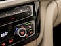 BMW 3-Serie Touring 318i High Executive Automaat (GROOT NAVI, CLIMATE, LEDER, STOELVERWARMING, SPORTSTOELEN, GETINT GLAS, CRUISE, LED KOPLAMPEN, NIEUWSTAAT)