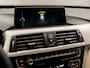 BMW 3-Serie Touring 318i High Executive Automaat (GROOT NAVI, CLIMATE, LEDER, STOELVERWARMING, SPORTSTOELEN, GETINT GLAS, CRUISE, LED KOPLAMPEN, NIEUWSTAAT)