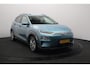 Hyundai Kona Electric EV Fashion 64 kWh 3- Fase SOH 95,8% | Warmtepomp | Elektrisch Schuif/Kanteldak | Camera | Head-Up Display