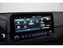 Hyundai Kona Electric EV Fashion 64 kWh 3- Fase SOH 95,8% | Warmtepomp | Elektrisch Schuif/Kanteldak | Camera | Head-Up Display