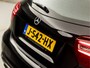 Mercedes-Benz A-klasse 180 AMG Sport Automaat (APPLE CARPLAY, GROOT NAVI, CAMERA, LEDER, STOELVERWARMING, SPORTSTOELEN, GETINT GLAS, KEYLESS START, NIEUWE APK, NIEUWSTAAT)
