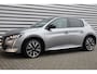 Peugeot e-208 EV 136PK GT PACK AUTOMAAT / NAVI / LEDER / CLIMA / PDC / 17" LMV / CAMERA / ALCANTARA / KEYLESS / I-COCKPIT / FULL-LED / 1E EIGENAAR / NIEUWSTAAT !!