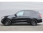 BMW X5 XDRIVE40E 310PK iPERFORMANCE M-SPORT EDITION AUTOMAAT / NAVI / LEDER / FULL-LED / CLIMA / 20" LMV / KEYLESS / BANG OLUFSEN / 360 CAMERA / PANO. DAK / WEGKLAP. TREKHAAK / LUCHTVERING / ORG. NL. / ADAPT. CRUISECONTROL / WINTERPAKKET / UNIEK / NIEUWSTAAT !!