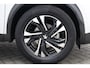 Peugeot 2008 1.2 PURETECH 100PK ALLURE PACK / NAVI / LEDER / CLIMA / LED / PDC / 17" LMV / CAMERA / KEYLESS / CRUISECONTROL / 1E EIGENAAR / NIEUWSTAAT !!