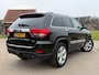Jeep Grand Cherokee 3.6 Overland /Airco / Navi/Camera/Leder/Panodak/ Elektrische voorstoel / Voor en Achterbank Verwarmd /Trekhaak
