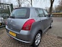 Suzuki Swift 1.3 GA Rijt schkelt perfect airco elektrische ramen cv op afs