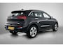 Kia Niro EV E-Niro DynamicLine 64 kWh (NAVIGATIE, STOEL-/STUURVERWARMING, CARPLAY, 1e EIGENAAR)