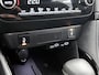 Toyota Yaris 1.5 Hybrid Dynamic Comfort Pack | BTW Voertuig | Stoel + stuurverwarming | Parkeersensoren voor+achter | dodehoekdetectie | Stoelverwarming | 1e Eigenaar | Apple CarPlay/android auto | Cruise Control Adaptive |