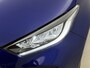 Toyota Yaris 1.5 Hybrid Dynamic Comfort Pack | BTW Voertuig | Stoel + stuurverwarming | Parkeersensoren voor+achter | dodehoekdetectie | Stoelverwarming | 1e Eigenaar | Apple CarPlay/android auto | Cruise Control Adaptive |
