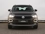 Volkswagen T-Roc 1.5 TSI Sport 150pk DSG | Black Style | Winterpakket | Camera | Navigatie | ACC | LED | Climate control | Side Assist | App-Connect | Spiegelpakket |