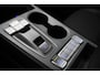 Hyundai Kona Electric EV Premium 64 kWh 3- Fase SOH 96,1% | Warmtepomp | Trekhaak | Leer | Camera | Head-Up Display