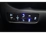 Hyundai Kona Electric EV Premium 64 kWh 3- Fase SOH 96,1% | Warmtepomp | Trekhaak | Leer | Camera | Head-Up Display