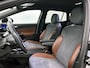 Volkswagen ID.4 Life 77 kWh (STOELVERWARMING, CAMERA, CARPLAY, NAVIGATIE, 1e EIGENAAR, GOED ONDERHOUDEN)