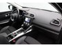 Renault Kadjar 140pk TCe Techno | Elek. uitklapbare trekhaak | Panoramadak | Dealer onderhouden | Stoelverwarming | Achteruitrijcamera |
