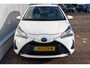 Toyota Yaris 1.5 VVT-i Design Red | Achteruitrijcamera | Bluetooth | Lane assist |