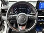 Toyota Yaris Cross 1.5 Hybrid GR Sport | Head-up Display | Dodehoek detectie | Parkeersensoren voor+achter | Stoelverwarming | Apple CarPlay/Android auto |