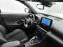 Toyota Yaris Cross 1.5 Hybrid GR Sport | Head-up Display | Dodehoek detectie | Parkeersensoren voor+achter | Stoelverwarming | Apple CarPlay/Android auto |