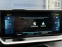 Peugeot e-2008 EV 50kWh 136pk GT Pack | Navigatie I Schuifdak | Camera | Stoelverwarming | Full Led | 18 inch