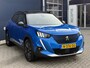 Peugeot e-2008 EV 50kWh 136pk GT Pack | Navigatie I Schuifdak | Camera | Stoelverwarming | Full Led | 18 inch