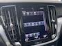 Volvo V60 2.0 B3 Momentum Advantage / Automaat / NL-Auto / Dealer-Onderhouden / 1e-Eigenaar /  Adaptieve Cruise-Control / Climate-Control / Keyless / LED / Apple-Carplay & Android-Auto / DAB Radio-Bluetooth / Navi / PDC V+A met Camera / 19'' LMV / ENZ.
