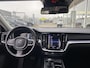 Volvo V60 2.0 B3 Momentum Advantage / Automaat / NL-Auto / Dealer-Onderhouden / 1e-Eigenaar /  Adaptieve Cruise-Control / Climate-Control / Keyless / LED / Apple-Carplay & Android-Auto / DAB Radio-Bluetooth / Navi / PDC V+A met Camera / 19'' LMV / ENZ.