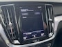 Volvo V60 2.0 B3 Momentum Advantage / Automaat / NL-Auto / Dealer-Onderhouden / 1e-Eigenaar /  Adaptieve Cruise-Control / Climate-Control / Keyless / LED / Apple-Carplay & Android-Auto / DAB Radio-Bluetooth / Navi / PDC V+A met Camera / 19'' LMV / ENZ.