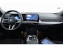 BMW iX1 eDrive20 67 kWh M-Sport *SOH 99%* Full LED | NAVI | CAMERA | Half LEDER -HEMELVAART OPEN!-