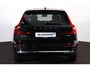 Volvo XC60 T6 Recharge AWD Plus Bright - Panorama/schuifdak - IntelliSafe Assist & Surround - 360º Camera - Harman/Kardon audio - Adaptieve LED koplampen - Verwarmde voorstoelen, stuur & achterbank - Parkeersensoren voor & achter - Elektr. bedienb. voorstoelen met geheugen - Draadloze tel. lader - Extra getint glas - 19' LMV