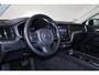 Volvo XC60 T6 Recharge AWD Core Bright - Panorama/schuifdak - IntelliSafe Assist - Adaptieve LED koplampen - Parkeercamera achter - Verwarmde voorstoelen, stuur & achterbank - Parkeersensoren voor & achter - Draadloze tel. lader - Standkachel - Extra getint glas - Elektr. inklapbare trekhaak - 18' LMV