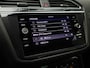 Volkswagen Tiguan 1.5TSI/150PK DSG R-Line Business · Panoramadak · Apple Carplay/Android Auto · Camera + Parkeersensoren · Garantie t/m 29-04-2027 of 100000km.