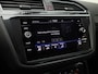 Volkswagen Tiguan 1.5TSI/150PK DSG R-Line Business · Panoramadak · Apple Carplay/Android Auto · Camera + Parkeersensoren · Garantie t/m 29-04-2027 of 100000km.