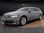 Volkswagen Passat Variant 1.4 TSI PHEV GTE | CarPlay | Camera | Parkeerhulp | ACC | Trekhaak | Keyless | 17'' |