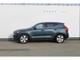 Volvo XC40 T3 163PK Inscription Navigatie / Semi elektrisch wegklapbare trekhaak / Lederen bekleding / Verwarmbare voorstoelen / Lichtmetalen velgen