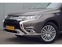 Mitsubishi Outlander 2.4 PHEV Intense+ / 1e Eigenaar / 11dkm NAP / Schuifdak / Dealer onderhouden / Navi / Stoelverw.