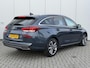 Hyundai i30 Wagon 1.5 T-GDi MHEV Premium / Lederen bekleding / Stoelverwarming / Stoelverkoeling / Elektrisch verstelbare stoel / 17"lm velgen /