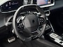 Peugeot 2008 1.2 Hybrid 136 GT | Achterbank in delen neerklapbaar | Achteruitrijcamera | Airco (automatisch)