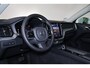 Volvo XC60 T6 Recharge AWD Plus Bright - Panorama/schuifdak - IntelliSafe Assist & Surround - Harman/Kardon audio - Adaptieve LED koplampen - Parkeercamera achter - Verwarmde voorstoelen, stuur & achterbank - Parkeersensoren voor & achter - Elektr. bedienb. voorstoelen met geheugen - Draadloze tel. lader - Extra getint glas - Elektr. inklapbare trekhaak - 19' LMV