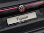 Volkswagen Tiguan R-Line-Edition 1.5 eHybrid 150 kW / 204 pk SUV 6 v | Trekhaak | Harman Kardon | Head-Up | Black Style | Comfort Pakket | Multimedia Pakket Plus
