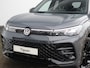 Volkswagen Tiguan R-Line-Edition 1.5 eHybrid 150 kW / 204 pk SUV 6 v | Trekhaak | Harman Kardon | Head-Up | Black Style | Comfort Pakket | Multimedia Pakket Plus