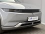 Hyundai Ioniq 5 Connect 73kWh Automaat / Fabrieksgarantie t/m 12-2026 / SOH 100% / Dealer onderhouden / Warmtepomp / Apple Carplay/Android auto / Stoel-/Stuurverwarming / Adaptieve Cruise Control / Navigatie / Elektrische Achterklep / 20" Lounge LM wielen /